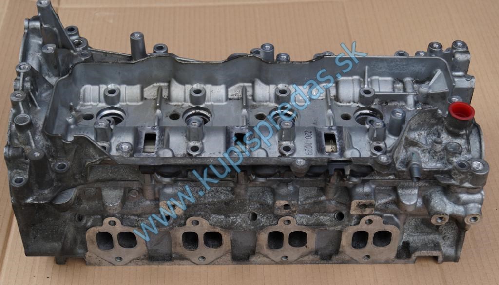 Hlava motora Opel Vivaro / Renault Trafic 2.0 DCI M9R  